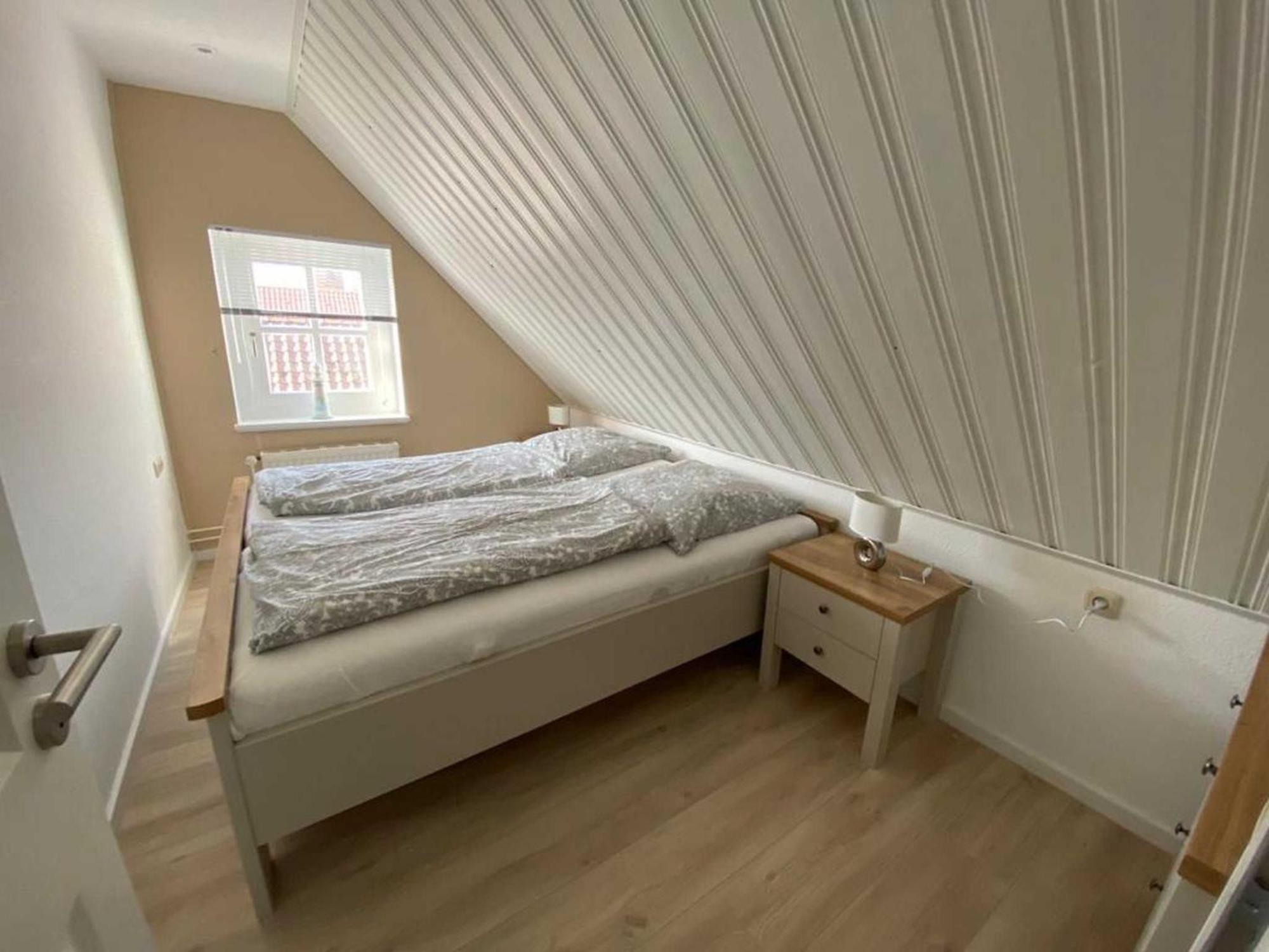 Ferienwohnungen Meerhuus_ 45229 Ditzum Ruang foto